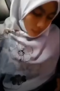 Bokep Jilbab – abg hijab lulusanpondok birahi