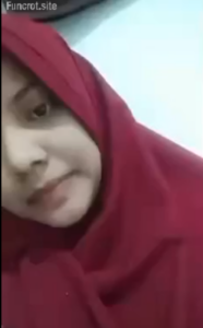 Bokep Indo – Jilbab Mulus Pamer Body Mantap Banget
