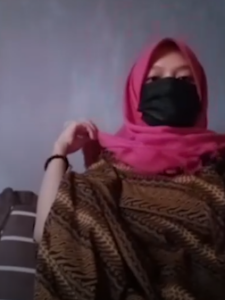 Vira Cakep Selendang Batik Bugil – Hijab Indo